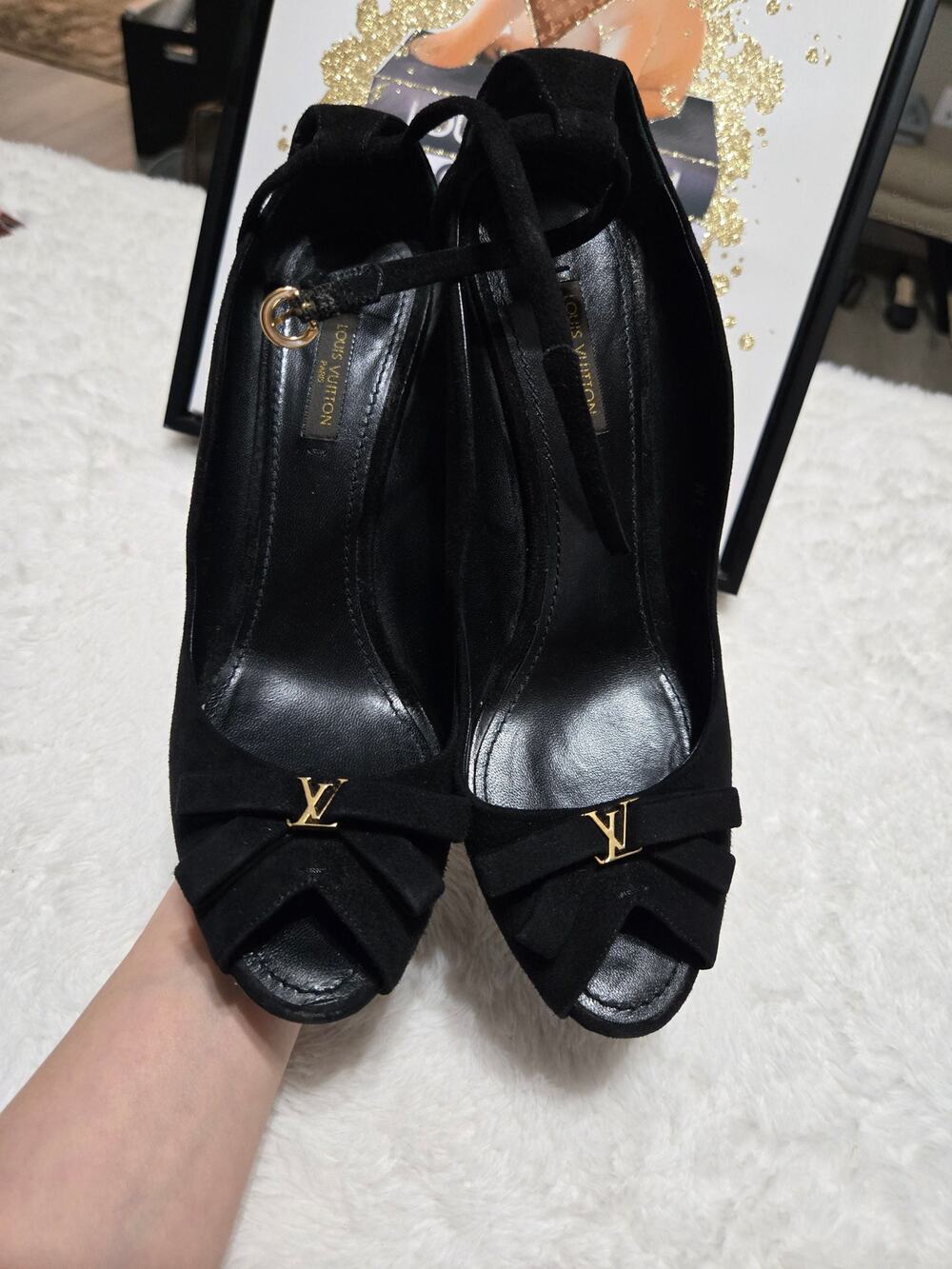 Louis Vuitton Black Suede Pumps 7.5